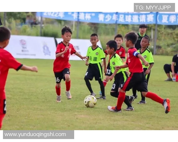 振业城足球助力青少年成长打造健康快乐的足球文化新天地 振业城足球助力青少年成长打造健康快乐的足球文化新天地